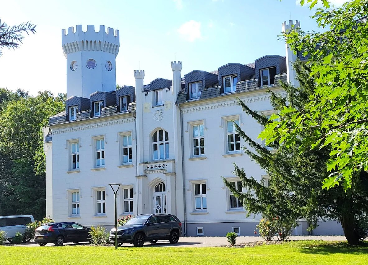 Hohendorf Castle, Groß Mohrdorf, Germany, Germany